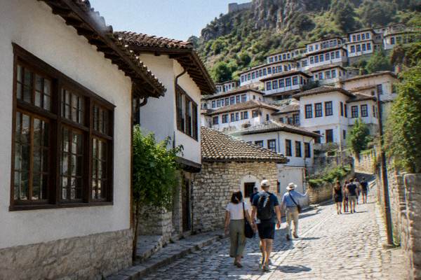 7-Hour Castle & Mangalem Tour, Berat