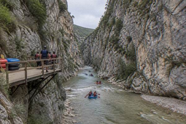 Tubing & Rafting, 2.5 Hours, Berat